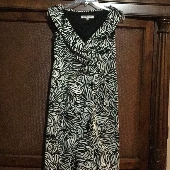 Dress - Picture 1 of 1